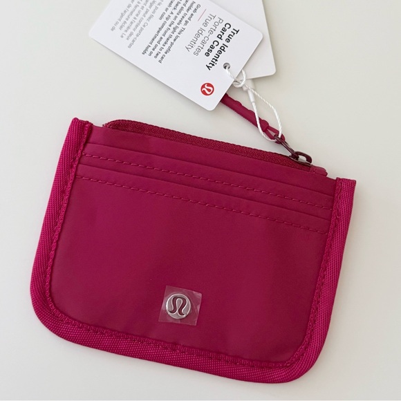 lululemon athletica Accessories - NWT Lululemon True Identity Card Case